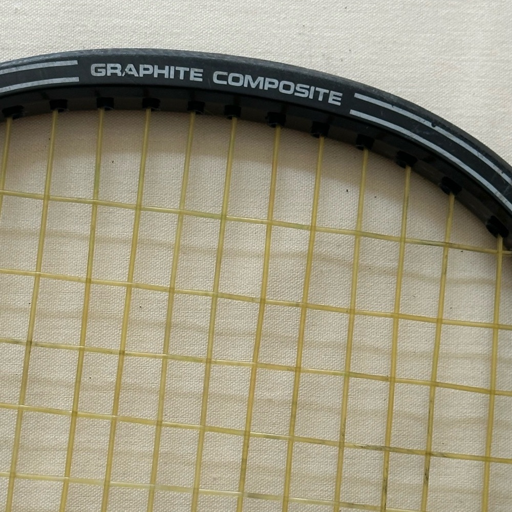 Yonex R-7 Tennis Racket with cover and bag
Graphite composite - Picture 10 of 16